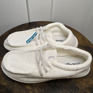 White Floral Lace Slip-On Shoes